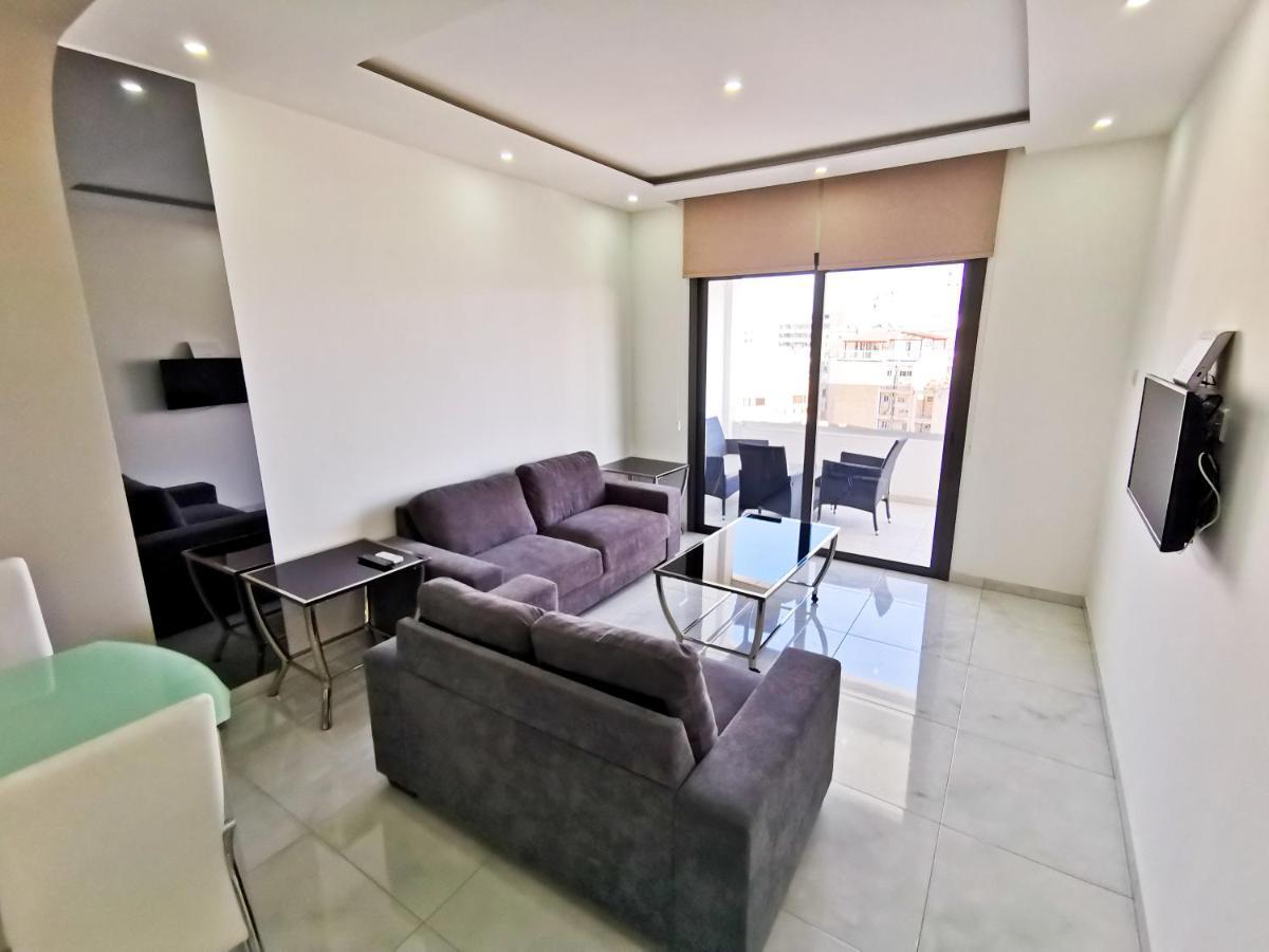 Sunny Daze Seaview Apartment Larnaca Eksteriør billede