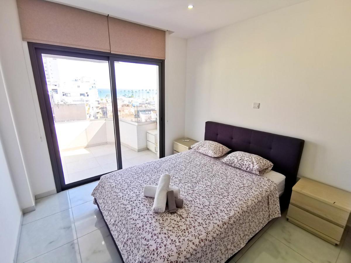 Sunny Daze Seaview Apartment Larnaca Eksteriør billede